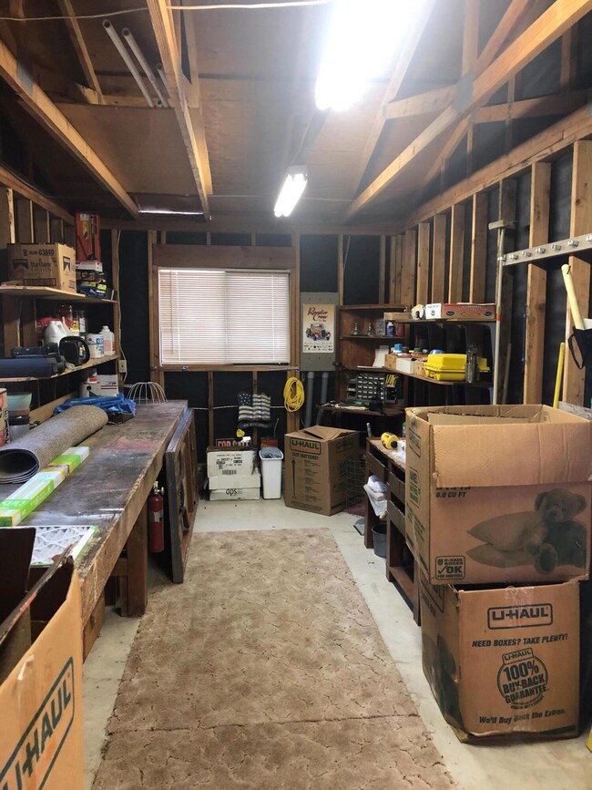 323 3rd St, Rogue River, OR 97537 - photo 7