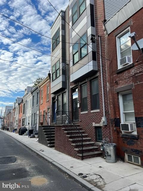 2308 Gerritt St, Philadelphia, PA 19146 - photo 3