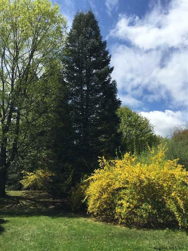 15 Phillip St, Troy, NY 12180 - photo 6