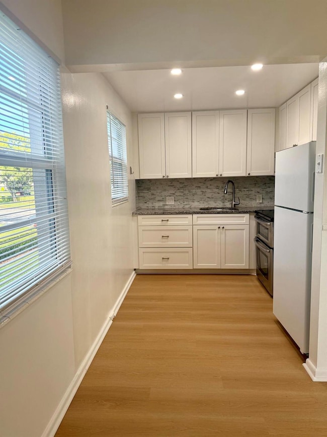 402 Brighton J unit J, Boca Raton, FL 33434 - photo 2