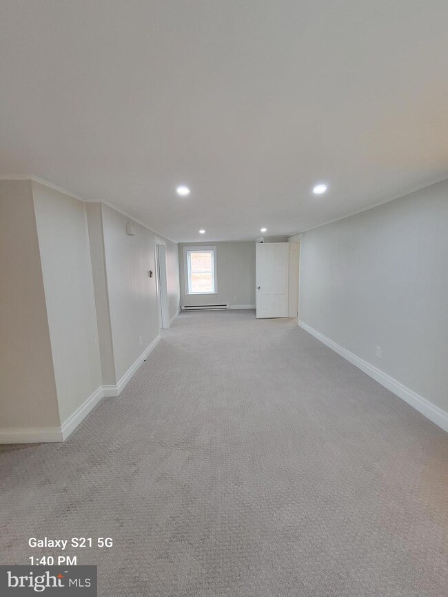 233 E Main St unit . 2, Waynesboro, PA 17268 - photo 4