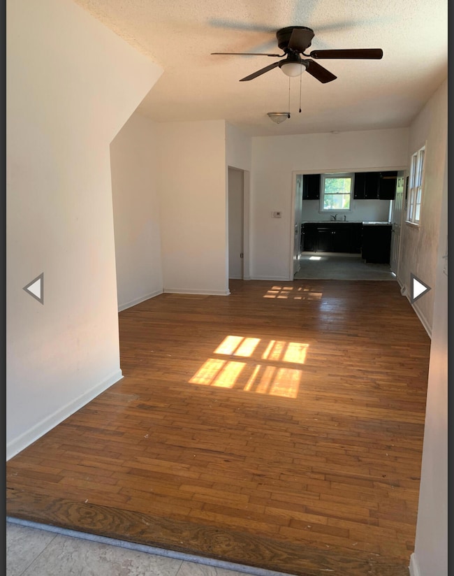 1126 N Rogers Ave, Springfield, MO 65802 - photo 4