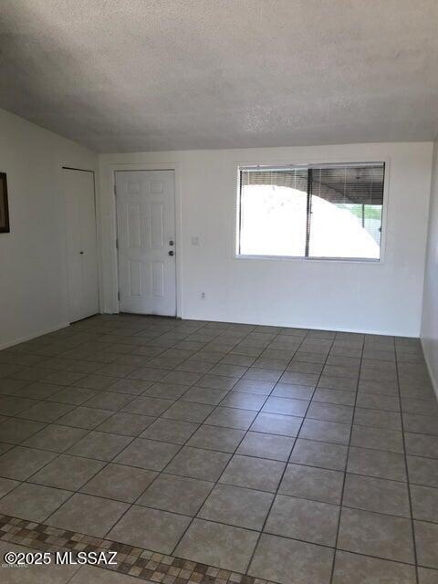 2411 W Oracle Jaynes Station Rd, Tucson, AZ 85741 - photo 2