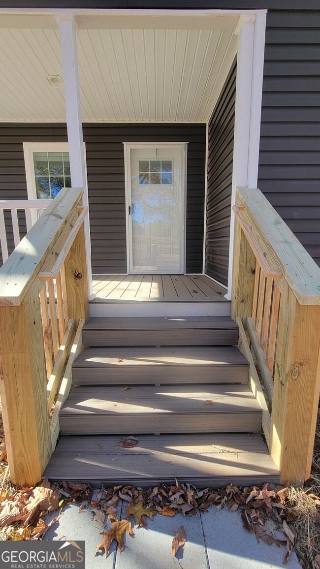 2410 Bolman Rd, Gainesville, GA 30507 - photo 5