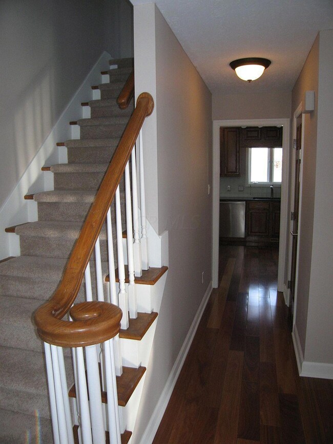 1608 Barrington Rd, Columbus, OH 43221 - photo 2