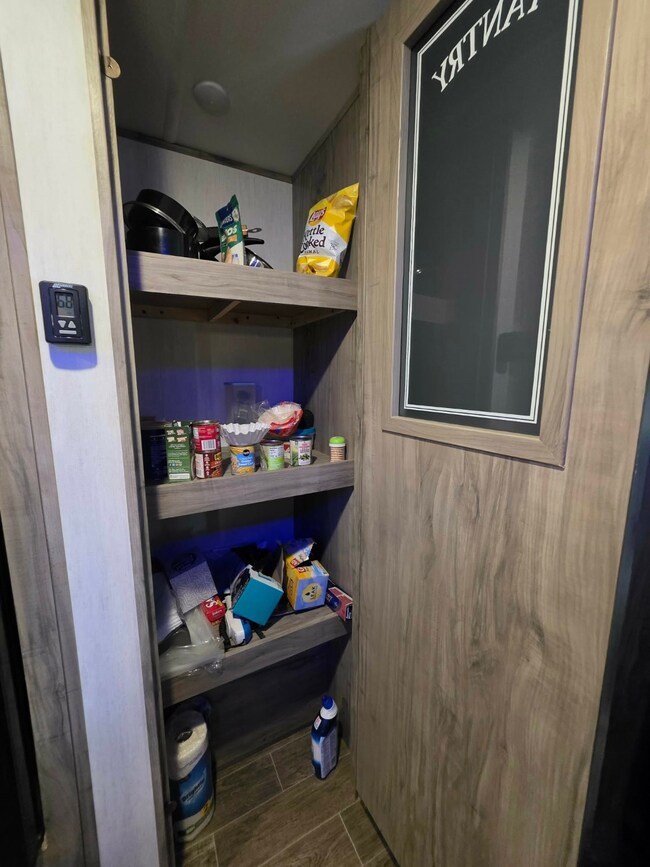 6173 Bonita St, Sargent, TX 77414 - photo 5