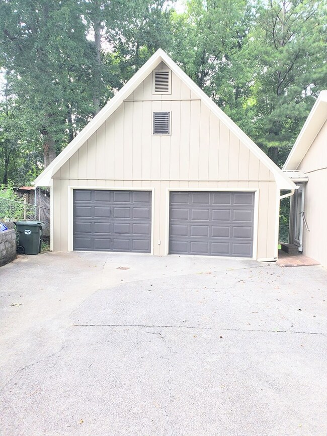 212 High Mountain Dr, Dalton, GA 30721 - photo 2