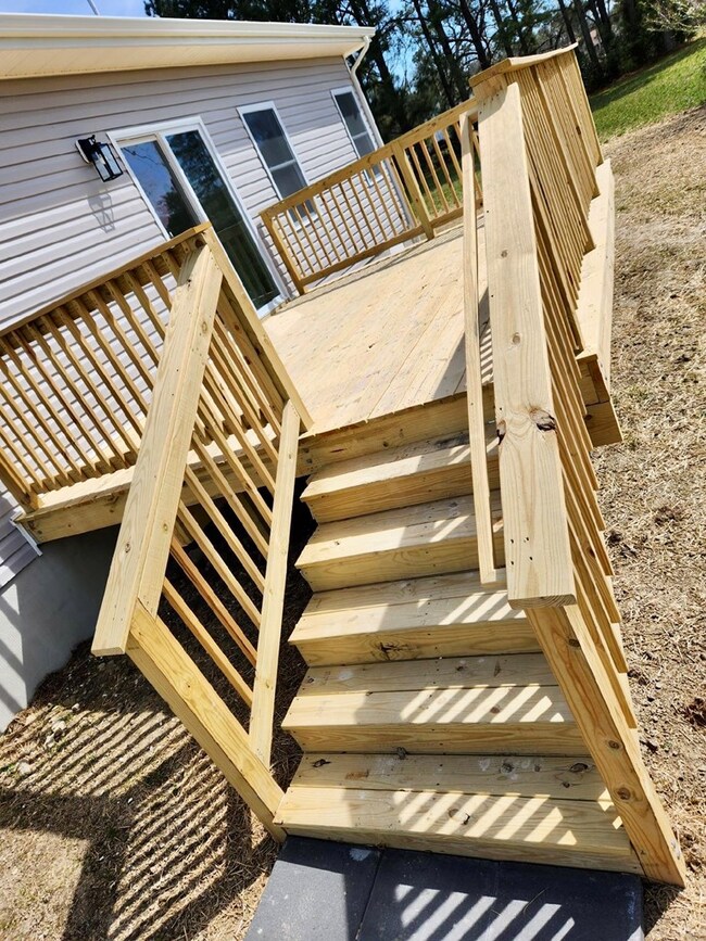 587 Forest Grove Rd, Colonial Beach, VA 22443 - photo 3