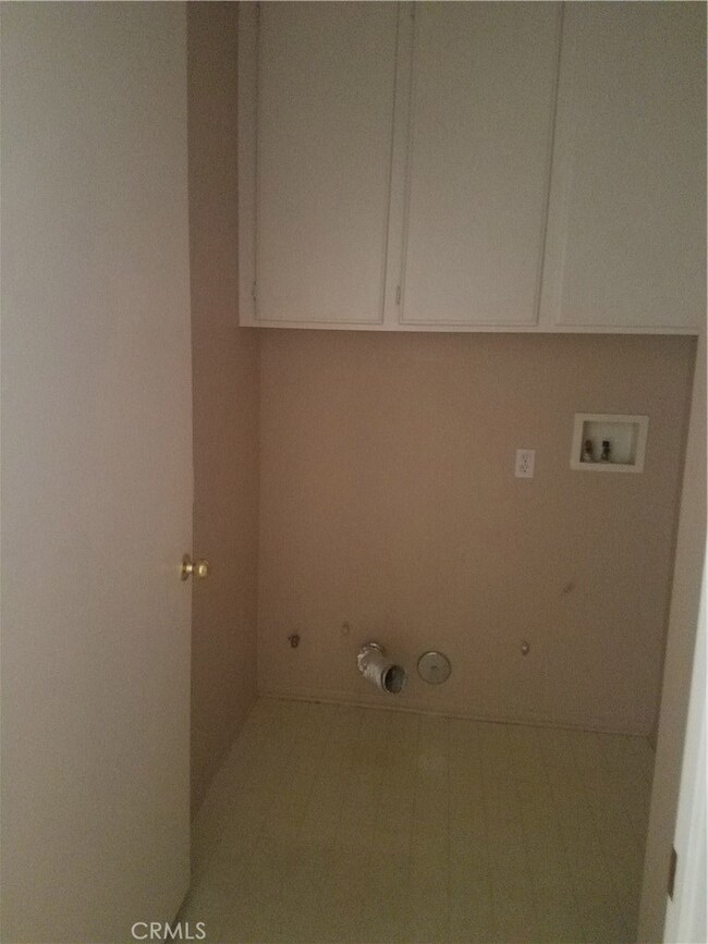 620 E Cabernet Ct, Upland, CA 91786 - photo 7