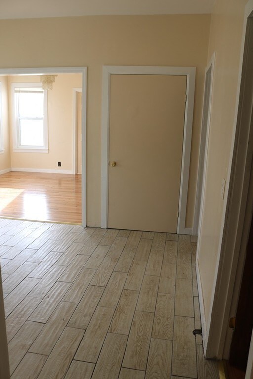 157 Vernon St unit 1, Worcester, MA 01610 - photo 5