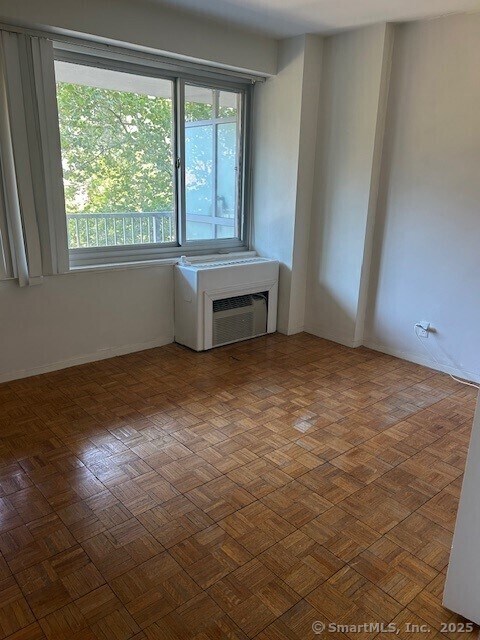 University Towers unit 6E, New Haven, CT 06511 - photo 2