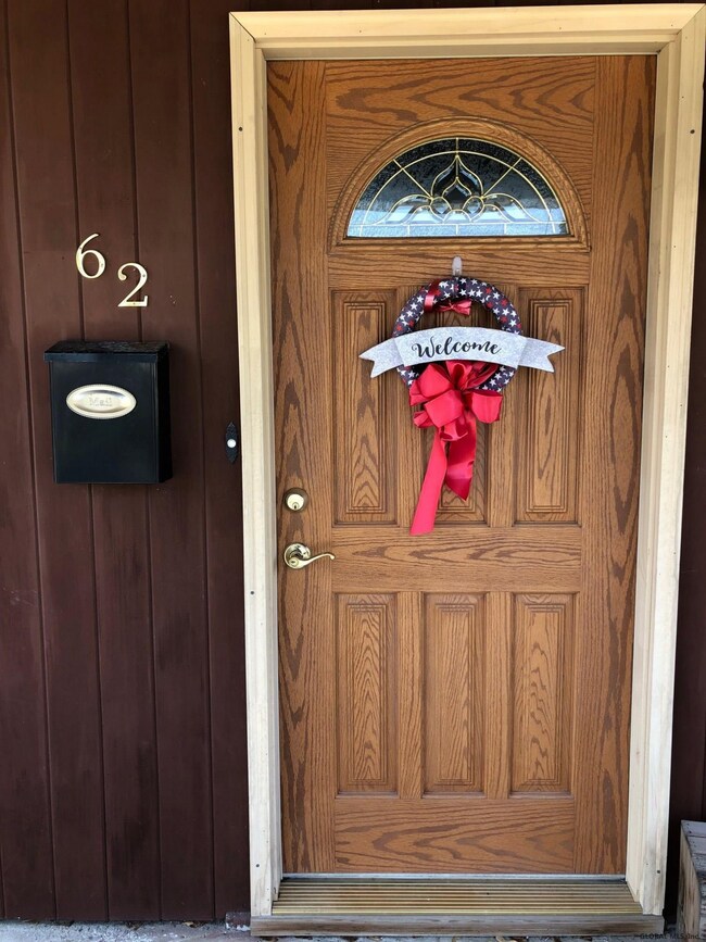 62 Cuthbert St, Schenectady, NY 12302 - photo 2