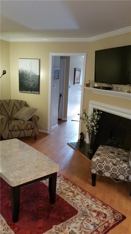 Living Room with gas fireplace