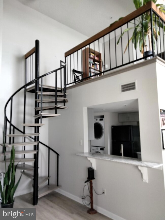 14007 Vista Dr unit 30, Laurel, MD 20707 - photo 6