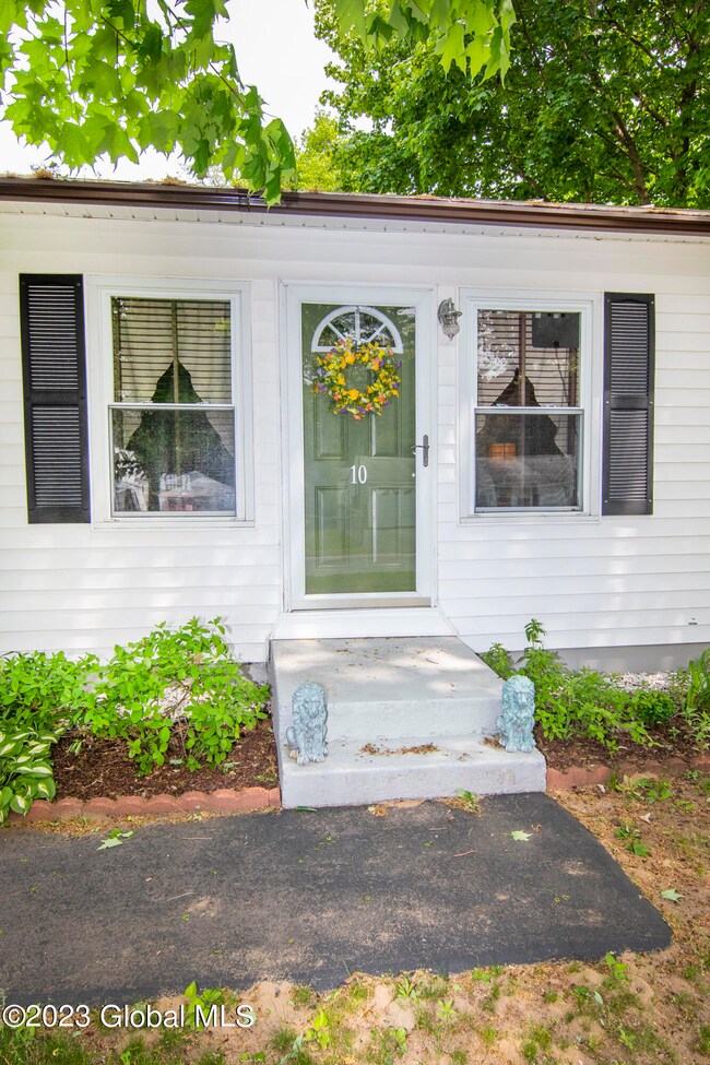 10 Meadow Ln, Ballston Spa, NY 12020 - photo 5