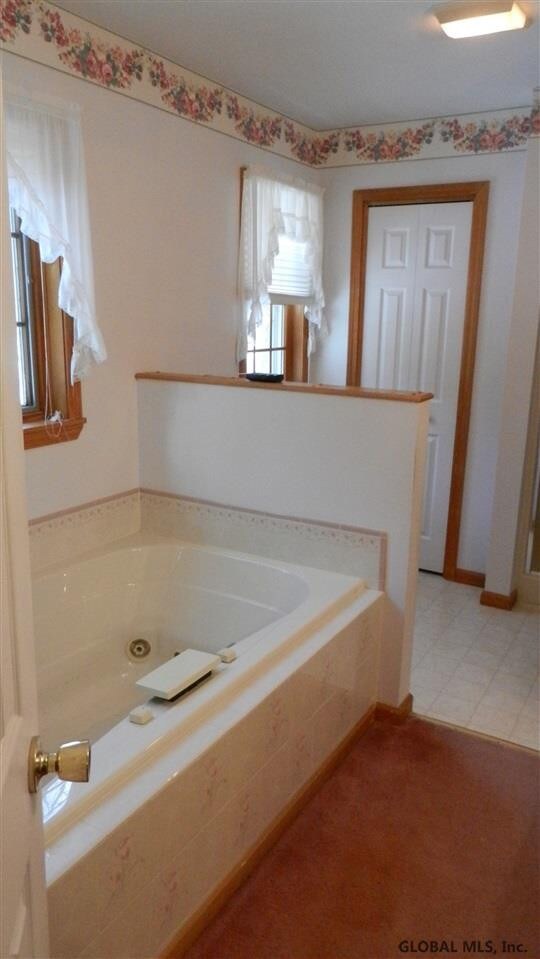 520 Middle Grove Rd, Middle Grove, NY 12850 - photo 5