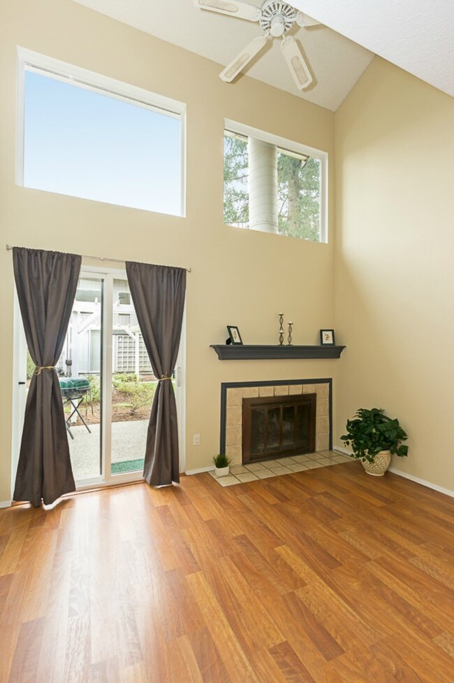 814 Pike St NE unit D10, Auburn, WA 98002 - photo 4