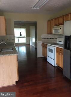 2702 Bagnell Ct, Edgewood, MD 21040 - photo 3