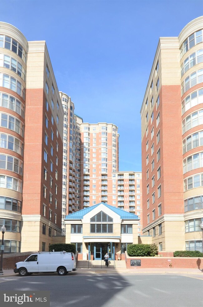 3835 9th St N unit 304E, Arlington, VA 22203 - photo 2