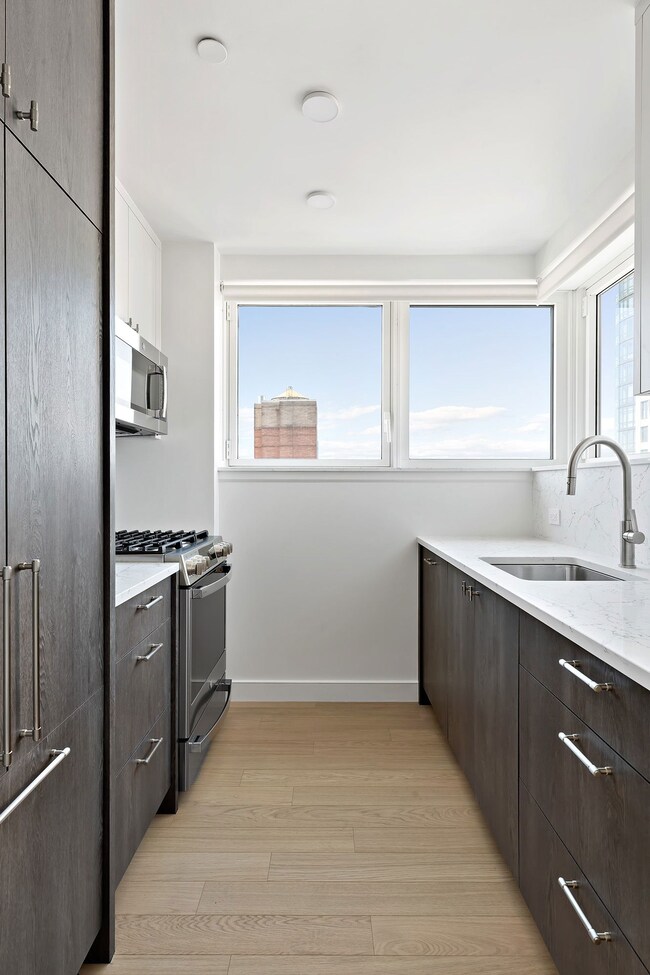 55 W 25th St unit 19-D, New York, NY 10010 - photo 2