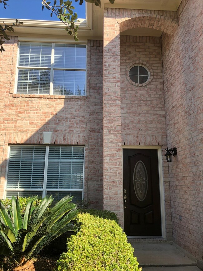 7246 Junco Dr, Houston, TX 77040 - photo 2