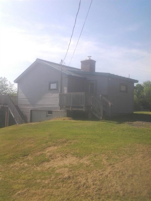 407 E Ridge Rd, Skowhegan, ME 04976 - photo 2