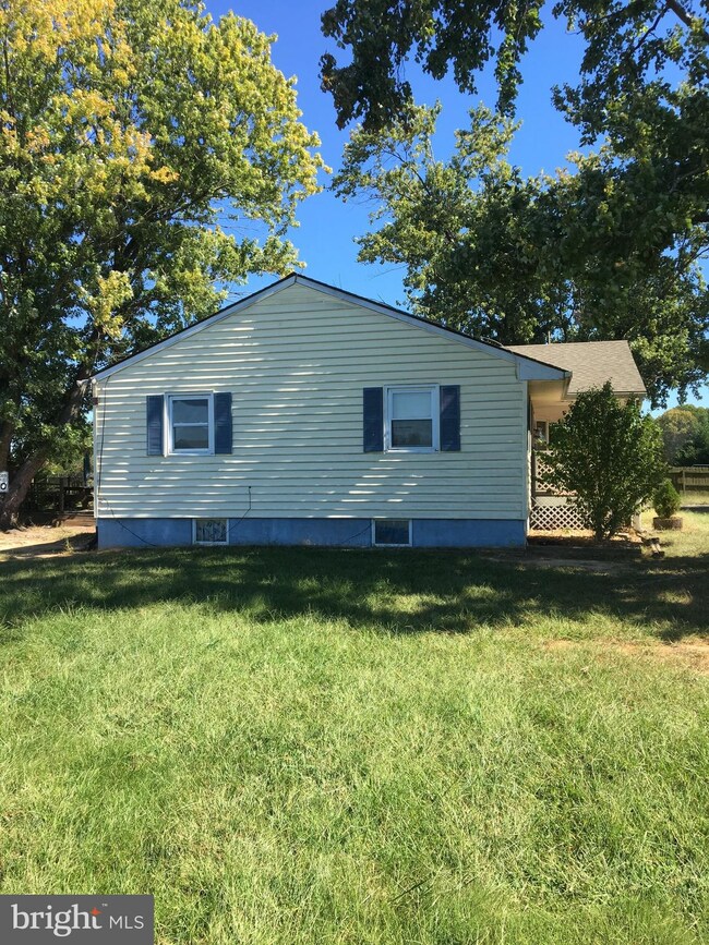 16182 Trigger Ln, King George, VA 22485 - photo 4