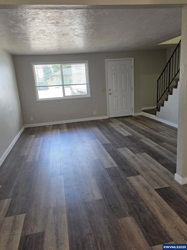 455 W D St, Halsey, OR 97348 - photo 7