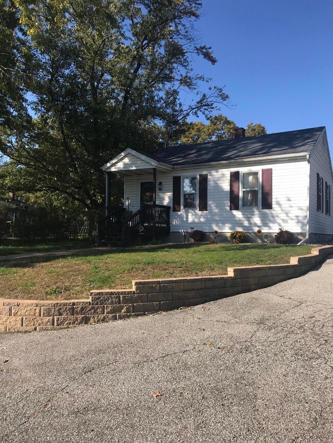 2904 W 39th Place, Gary, IN 46408 - photo 3