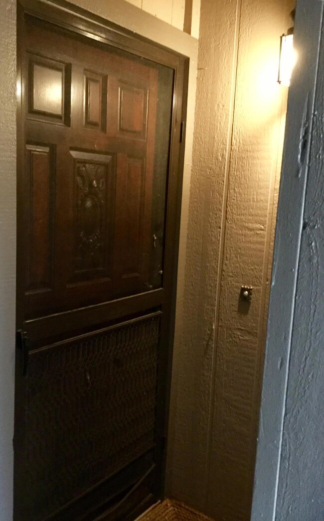 Lighted front entry