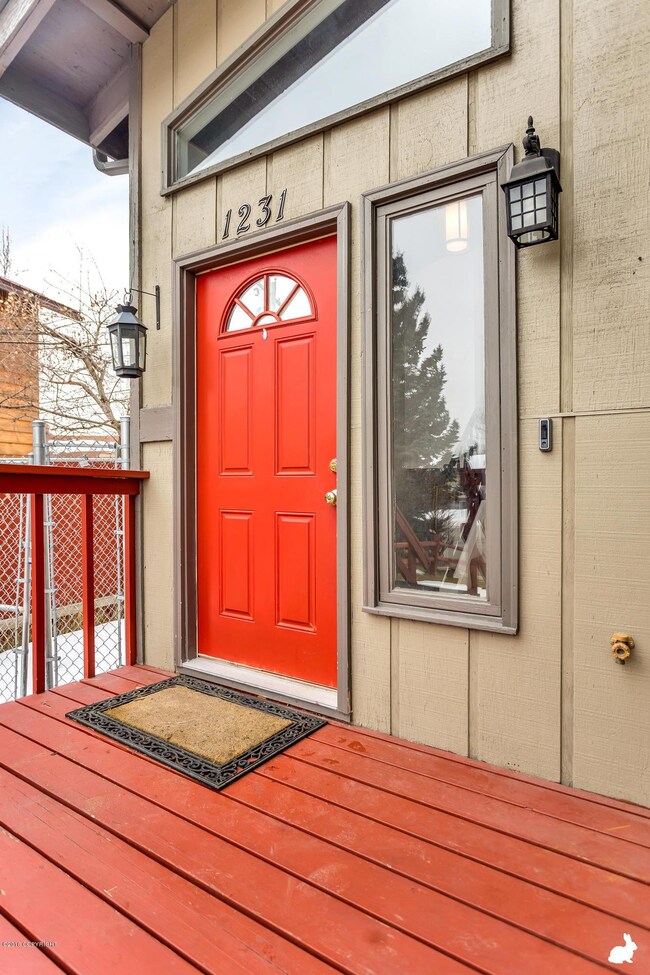 5_EntranceExterior