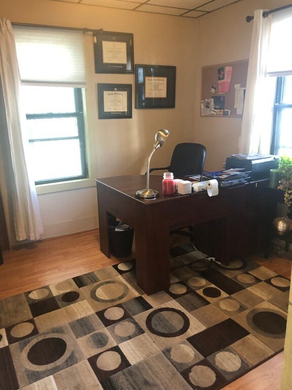 21 Bloomingdale St unit 1, Chelsea, MA 02150 - photo 5