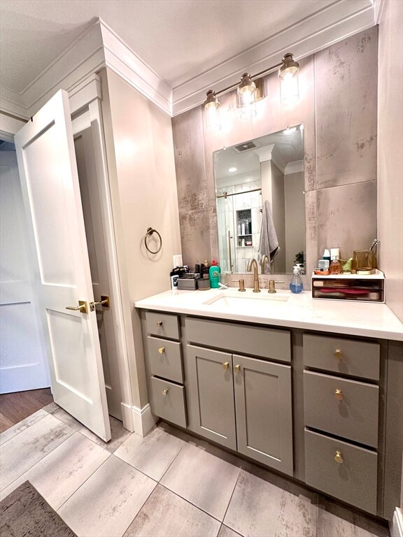 69 Falcon St unit 1, Boston, MA 02128 - photo 3