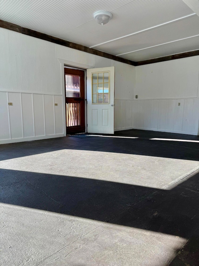 142 Front St, Prairie City, OR 97869 - photo 5