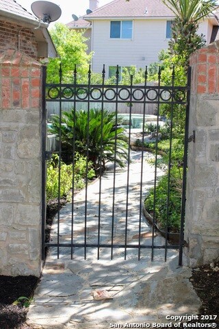 11224 Indian Caves, Helotes, TX 78023 - photo 3