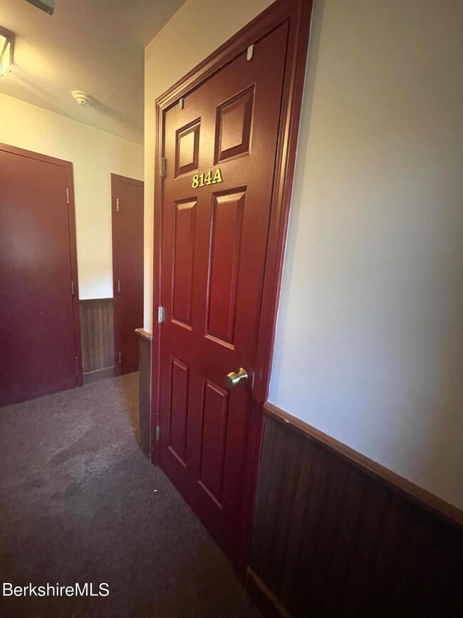 Private Owner's Closet