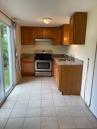 230 Granite St unit 2, Quincy, MA 02169 - photo 6