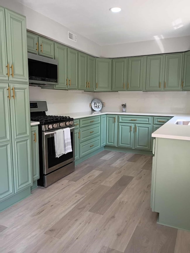 3320 Pelican St, Orange, TX 77630 - photo 2