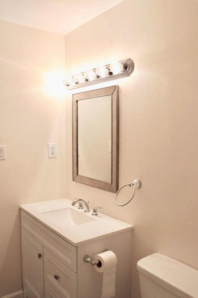 1203 Elm St, Alvin, TX 77511 - photo 6