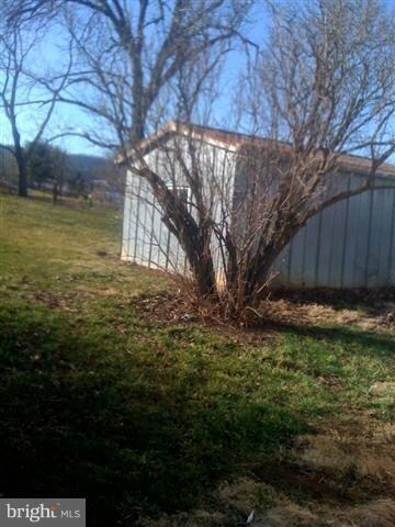 22 N Martin St, Clear Spring, MD 21722 - photo 4