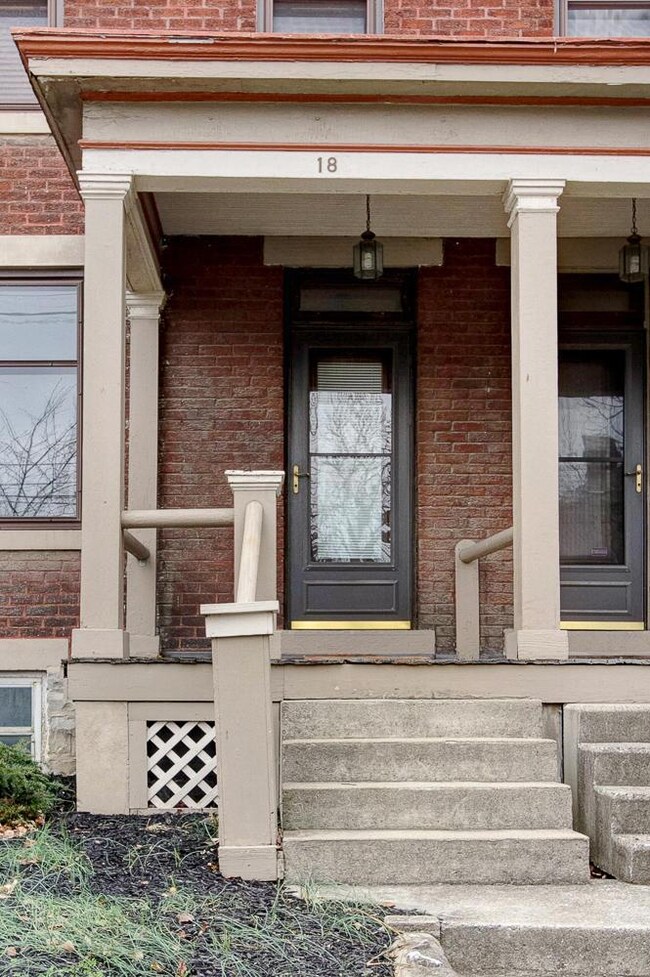 18 E Mithoff St, Columbus, OH 43206 - photo 2