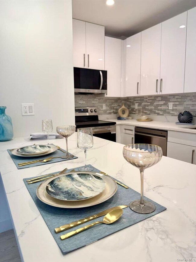 4009 29th St unit 3B, Long Island City, NY 11101 - photo 7