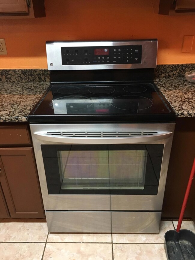 1709 Ron Cerrudo St, El Paso, TX 79936 - photo 4