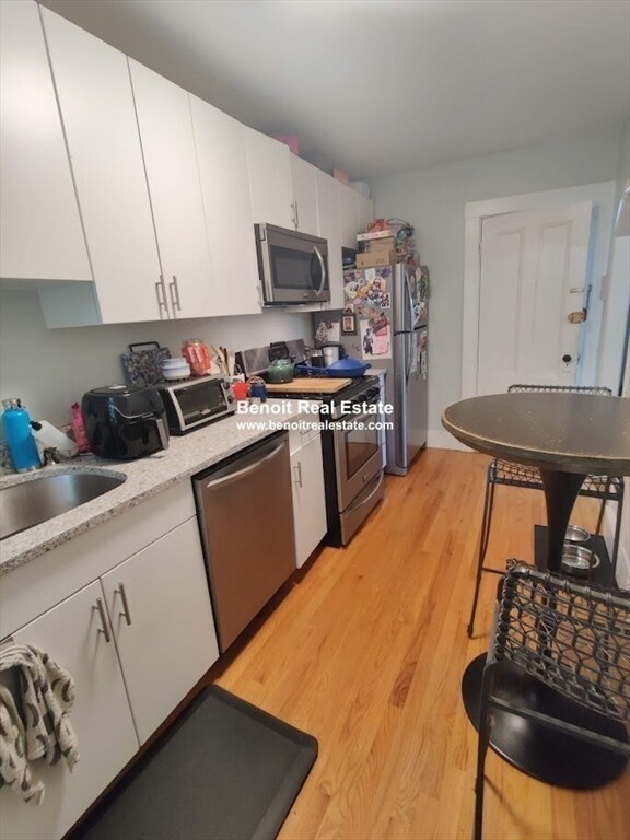 38 Lee St unit 3, Cambridge, MA 02139 - photo 2