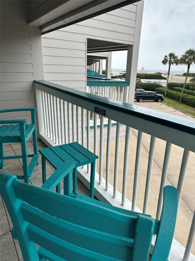 Casda del Mar unit 128, Galveston, TX 77551 - photo 5