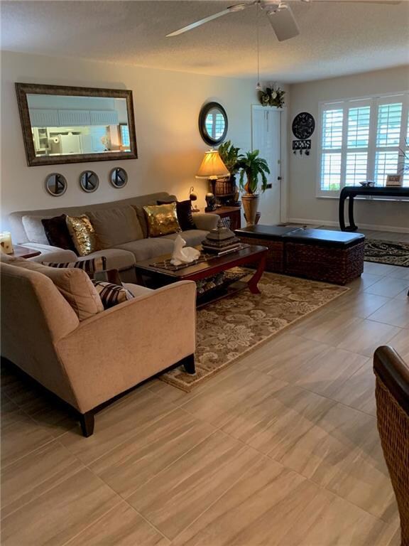 147 High Point Blvd unit C, Delray Beach, FL 33445 - photo 3