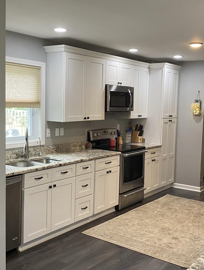 1164 Laural Ln, Ballston Spa, NY 12020 - photo 2