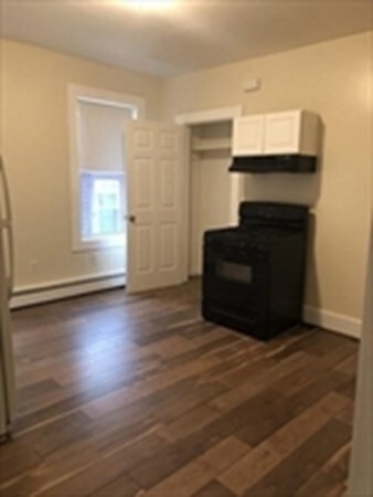 369 Chestnut St unit 2, Lynn, MA 01902 - photo 2