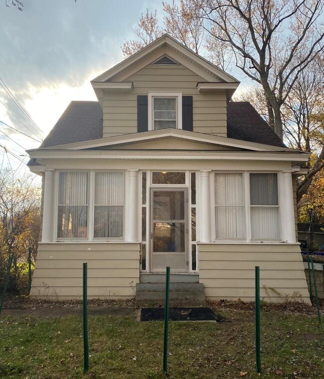 635 Delaware Ave, Albany, NY 12209 - photo 2