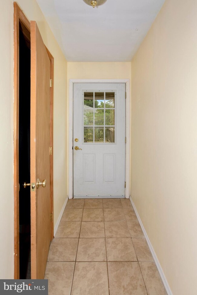 353 King David Dr, Linden, VA 22642 - photo 6